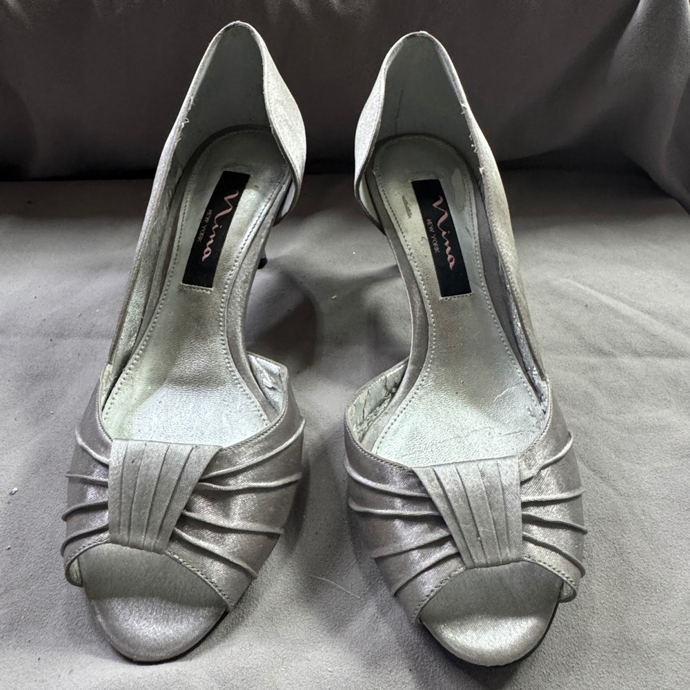 Nina Silver Peep Toe Heels 6M & Comfortview Katelyn Slingback Sandals 7W Bundle
